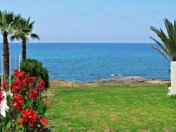 Kissonerga Beachfront